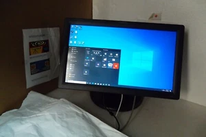 Planar PT2275SW-BK 22" Widescreen LCD Monitor VGA DVI 1080p 997-5975-00 Touch - Picture 1 of 12