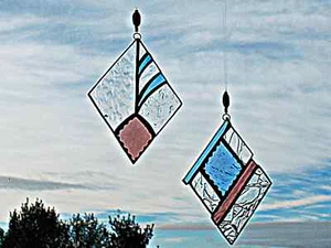 Pair of Two Modern Design/Abstract Suncatchers - Picture 1 of 6