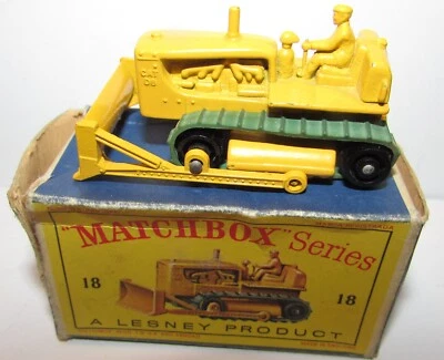 MATCHBOX LESNEY 18 Anni 60 Caterpillar Bulldozer raro giocattolo Epoca Scatola - Immagine 1 di 4