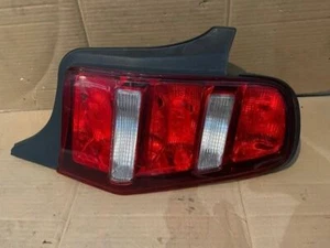 Passenger Right Tail Light Fits 10-12 MUSTANG 480225 - Picture 1 of 6