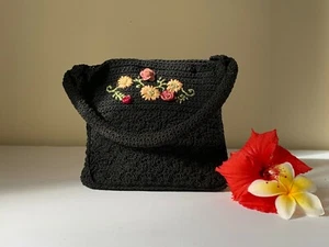 Vintage Crocheted Small Black Purse with Embroidered Flowers All Ages - Picture 1 of 9