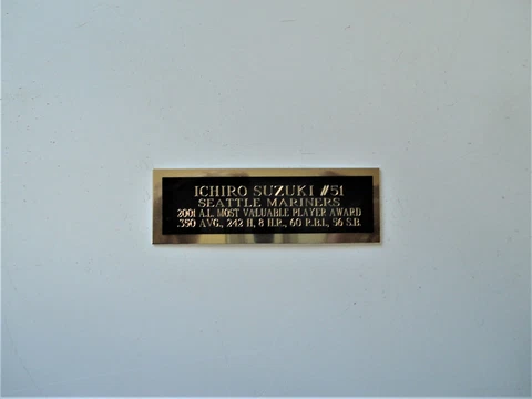 Ichiro Suzuki Mariners 2001 AL MVP Award Baseball Card Plaque Nameplate 1" X 3" Cover