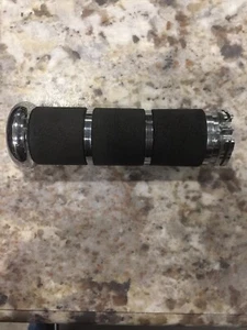 saxon throttle grip billet rubber custom harley sportster dyna softail fx Indian - Picture 1 of 5
