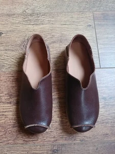 Women's Leather Flat Comfy Moccasin Loafers Round Toe size 3 brown - Picture 1 of 5
