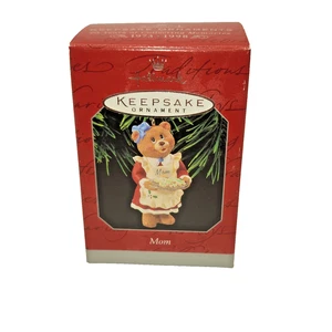 Hallmark Mom Keepsake Christmas Holiday Ornament 1998 With Box - Picture 1 of 7