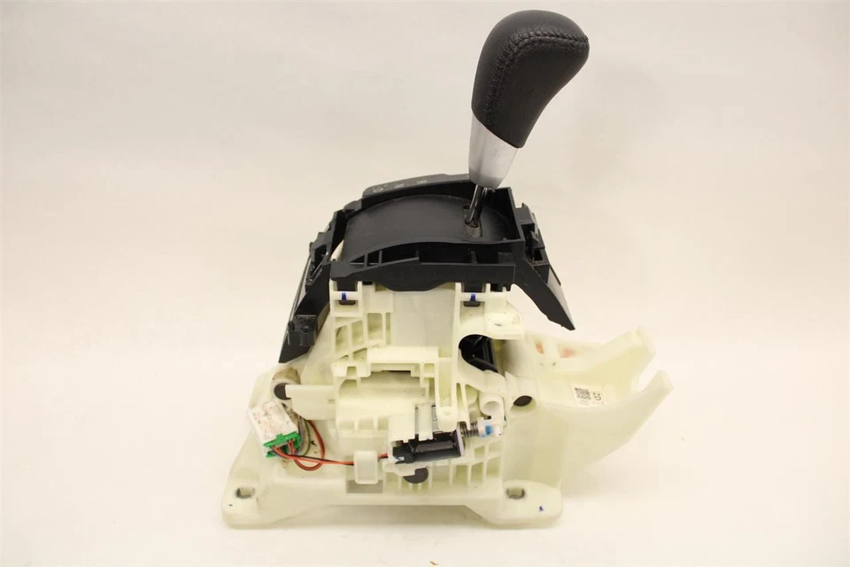 AUTOMATIC FLOOR SHIFTER AUTO GEAR SHIFT Mitsubishi Outlander Sport 2017 1388292 - Image 1 of 4