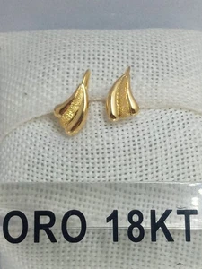 Orecchini in oro giallo 750 18 kt carati lucidi e satinati grammi 2,40  +2250 - Foto 1 di 9