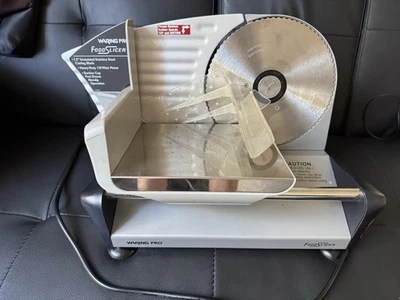 Fatiador de alimentos elétrico profissional Waring Pro FS150 aço/alumínio revestido premium - Imagem 1 de 4