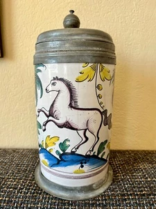 Antiker Fayence Walzenkrug mit Sachsenross 18. Jahrhundert Zinndeckel beer stein - Bild 1 von 9