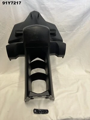 YAMAHA FZ1 2008 PROTECTOR TRASERO Y SOPORTE GENUINO OEM LOTE 91Y7217 Foto 1 de 4