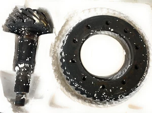 Yukon High Performance Ring & Pinion Gear Set, For GM 8.5 & 8.6 In A 5.13 Ratio - Picture 1 of 4