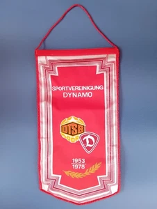 Gagliardetto sportivo di calcio della Dynamo Dresda Germania Est (DDR) 1978 - Foto 1 di 11