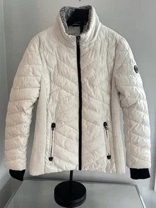 Nautica Women’s Quilted Jacket Sz  L Slim Fit Zip Coat Water Resistant (No Hood) - Picture 1 of 10