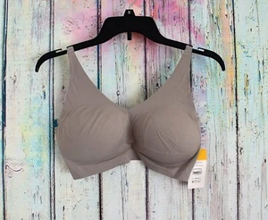 Women's Secret Treasures Wirefree Bonded Bra Convertible Straps MEDIUM Grey NWT - Picture 1 of 9