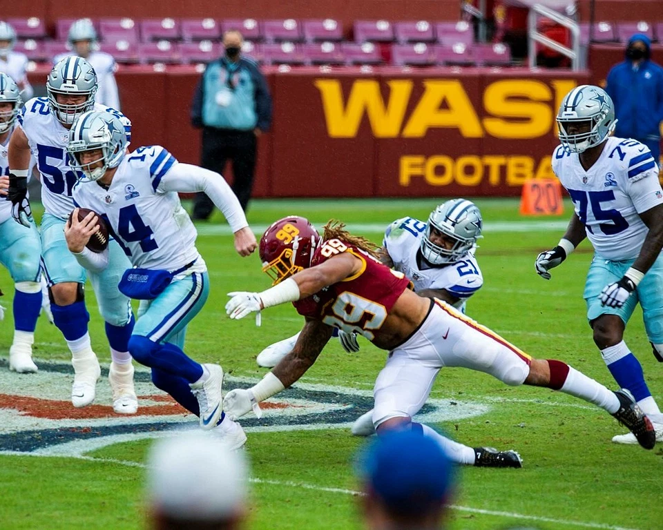 FOTO DE ANDY DALTON & CHASE YOUNG 8X10 DALLAS COWBOYS FOTO WASHINGTON REDSKINS Foto 1 de 1