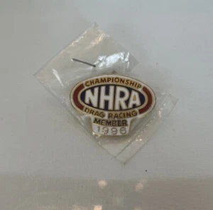 NHRA CHAMPIONSHIP DRAG RACING MEMBER 1996 PIN - Picture 1 of 2