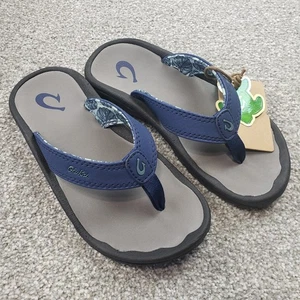 OluKai Ohana Kinder Sandalen tiefste Tiefen blau grau Flip Flop NEU Größe 13/1 - Bild 1 von 5