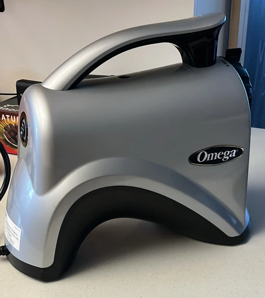Extractor de jugo Omega Nutrition System - plateado (NC800HDS) Foto 1 de 3