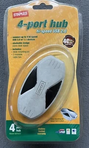 Staples 4-Port Hub Hi-Speed USB 2.0 Desk Mounting Kit 2 Reusable Cable Ties NEW - Bild 1 von 7