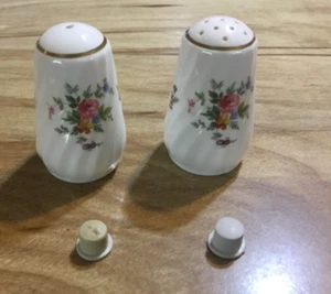 Minton Marlow Salt & Pepper New Mark - Picture 1 of 2