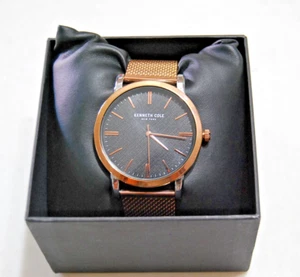 Kenneth Cole Watch, New in Box, Gold, Lot B - Picture 1 of 4