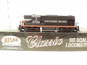 Atlas Ho 8780, Alco RS-11 locomotive, Southern Pacific 5726 - Picture 1 of 5