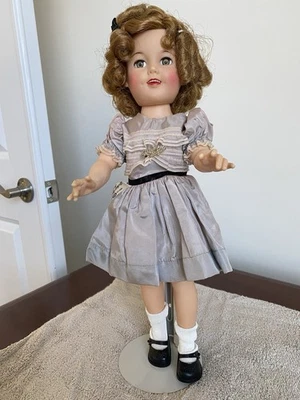 1957 Shirley Temple Doll Pin - Image 1 of 4