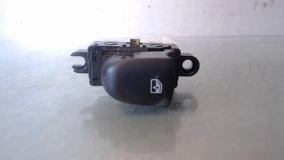 Interrupteur de leve vitre arriere gauche RENAULT KOLEOS 2 PHASE 2 254119716R - Photo 1/4