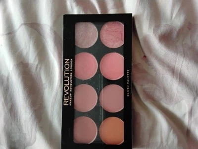  Blusher  box New Reverlution 8 Blusher In Box In Fantastic Colours - Image 1 of 4