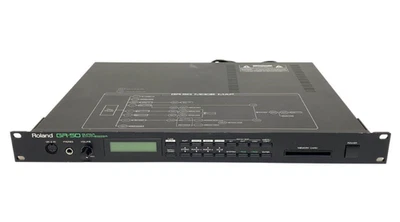 Roland GR-50 GUITAR SYNTHESIZER 32 Voices 128 Preset Tones AC100V 50/60Hz 14W - Image 1 of 4
