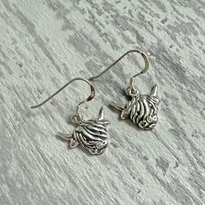 Sterling Silver Scottish Highland Cow Earrings - Picture 1 of 4