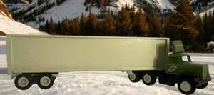 Standard Trucking Company Tractor Trailer Die cast Truck; Winross Toy - Picture 1 of 22
