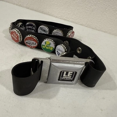 Little Earth Tapa Botella Cinturón de Seguridad Hebilla Goma Ajuste Cinturón Y2K Años 90 Punk 32” Foto 1 de 4