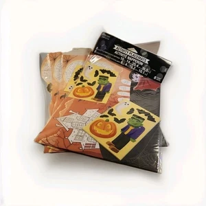 4 pack Kids Halloween Activity Paper Placemats 8 per pack Halloween Decor h30 - Picture 1 of 5