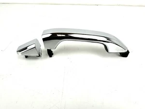 14-19 Chevy Silverado Chrome Rear Door Handle Assembly Right Passenger Side OEM - Picture 1 of 3