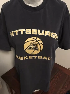 Pittsburgh Basketball Mens Size XL Tshirt - Picture 1 of 1