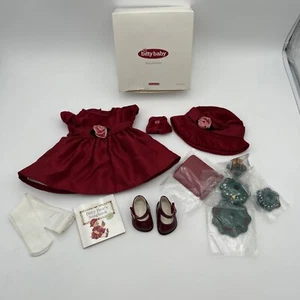 American Girl Bitty Baby 2004 rojo rosado conjunto con árbol ~ juego completo, usado en excelente estado, raro - Imagen 1 de 9