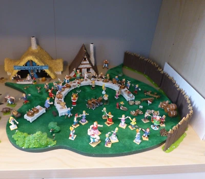Asterix Mini Pixi Dorf alles was auf den Bildern zu sehen ist !!! - Bild 1 von 3