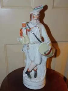 FIGURA ANTIGUA STAFFORDSHIRE BATERISTA CON MONO APPX 14"T - Imagen 1 de 1