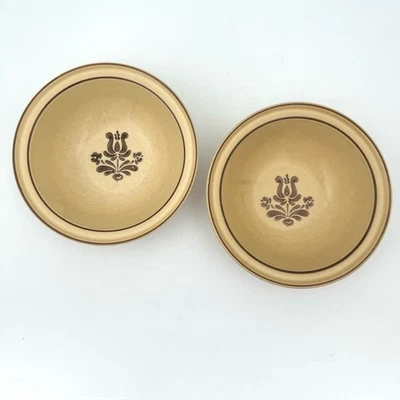 Conjunto de 2 tigelas vintage dos anos 70 Pfaltzgraff Village - Imagem 1 de 4