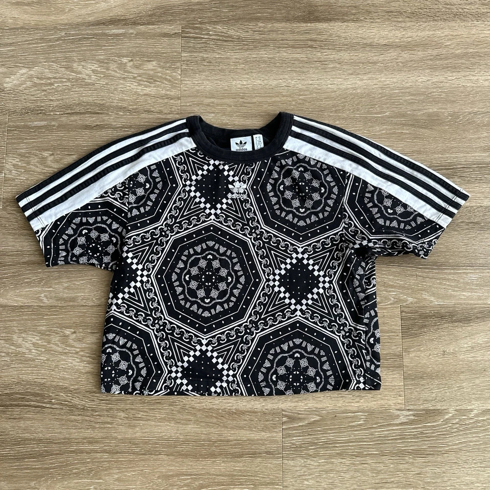 Camiseta corta Adidas geométrica negra blanca para mujer XS Foto 1 de 4