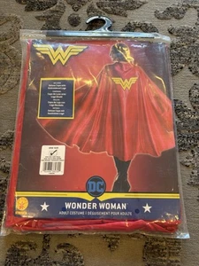 WONDER WOMAN ADULT DELUXE CAPE W/EMBROIDERED LOGO COSTUME  DC COMICS NWT - Picture 1 of 5