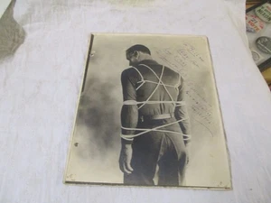 FOTO ORIGINAL 1942 DE HAPPY EVANS THE HANDCUFF KING - Imagen 1 de 4