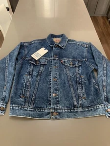 $198 Levi’s Authorized Vintage Made in USA Blue Denim Trucker Jacket M - Picture 1 of 10