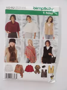 SIMPLICITY 0540 Misses' Ponchos, Vest, Scarf, Head Band & Bag Size XS-S-M Uncut - Picture 1 of 3