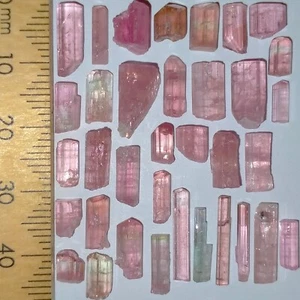 Tourmaline rough loose crystals pink red raw gemstones Elbaite bundle lot 36.9ct - Picture 1 of 6