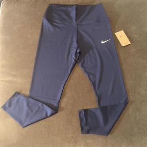 Women’s Nike Navy Blue High Waisted Dri-Fit Leggings Yoga Pants Size L NWT - Picture 1 of 12