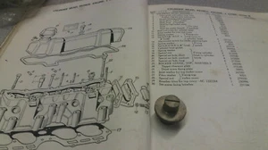 Original Landrover Serie 1+2+2a Nut for Top Rocker Cover Ref 279330 - Picture 1 of 3