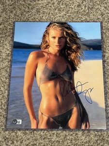 Rebecca Romijn signed 11x14 photo ~ BAS ~ Beckett Witnessed - Picture 1 of 2