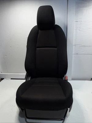 Asiento de pasajero delantero derecho MAZDA 3 2019-2025 tela grado A Foto 1 de 4